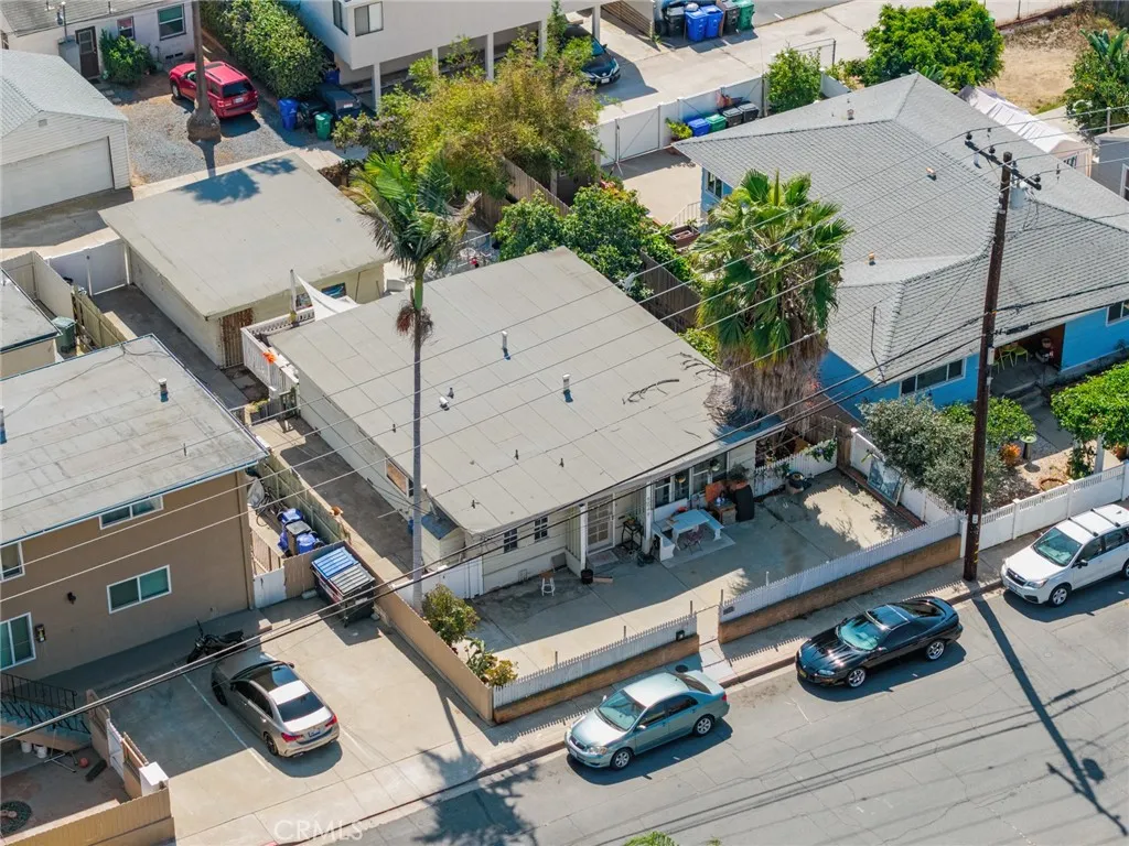 https://cdn.realtyfeed.com/cdn/127/306562366/652d8d3862c5bdb45926853027777e3b.webp