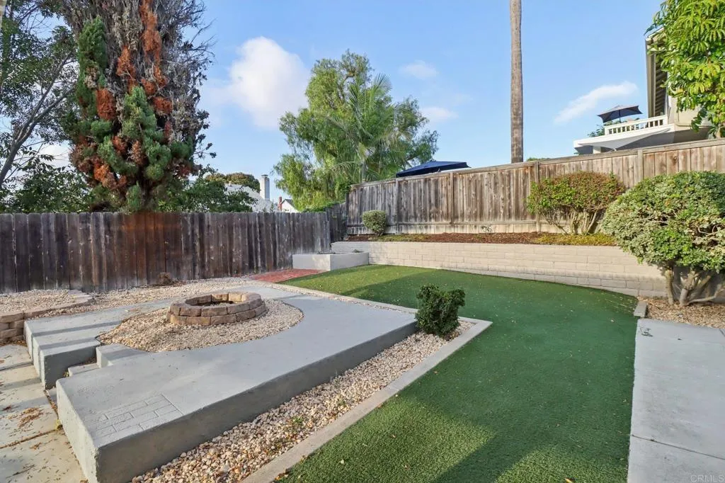 https://cdn.realtyfeed.com/cdn/127/306562385/96b5bd2c98e5d0ba69f4d9d917bc0643.webp