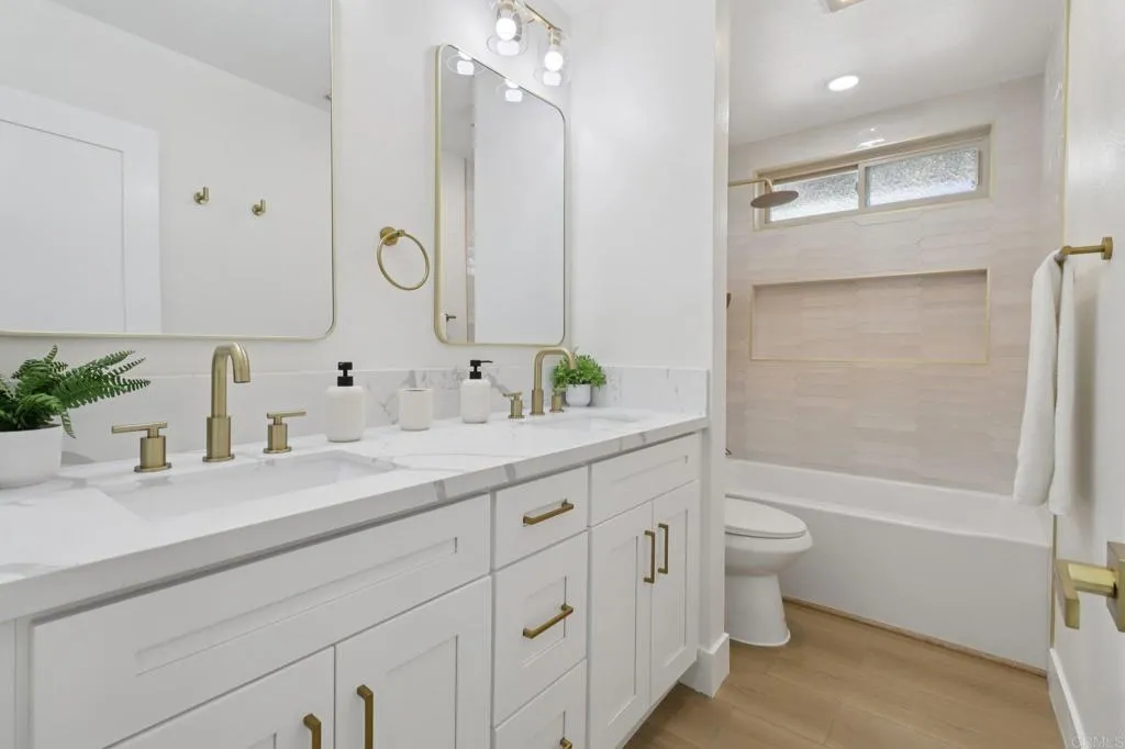 https://cdn.realtyfeed.com/cdn/127/306562385/fd65aaa54bc5288e939e3531009e45fd.webp