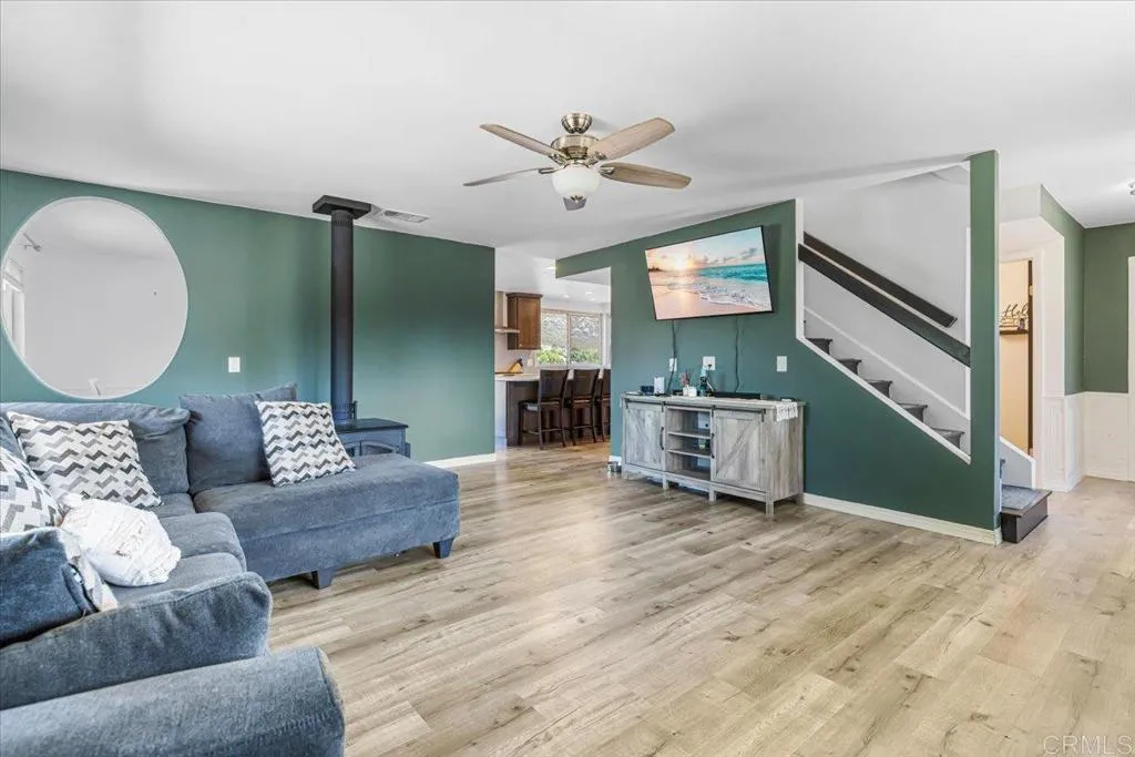https://cdn.realtyfeed.com/cdn/127/306562400/1c8ed9e83515be1fa26dbe5b2019a994.webp