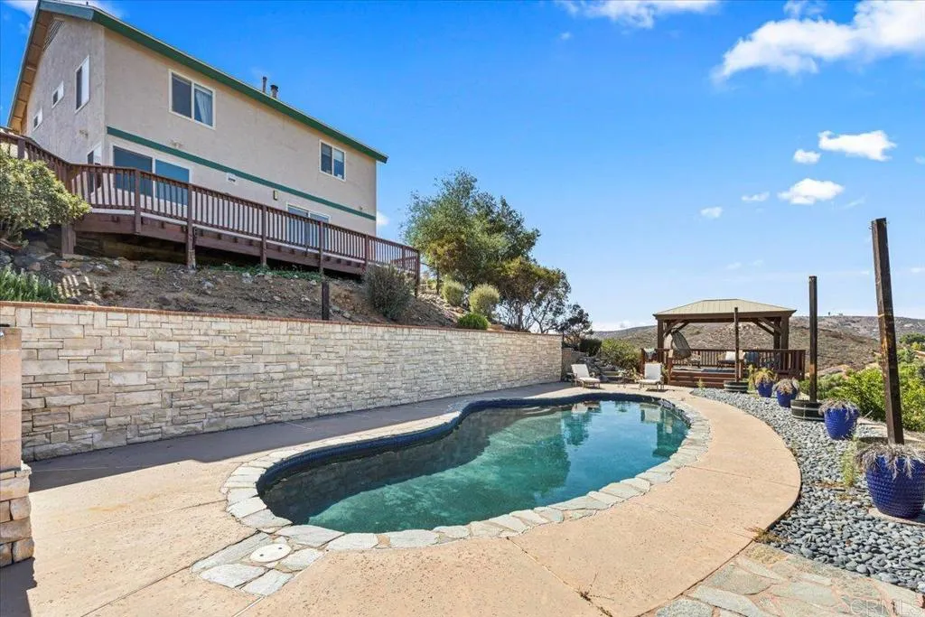 https://cdn.realtyfeed.com/cdn/127/306562400/e7ce0c7f64c75af342194e4c6ff2d208.webp