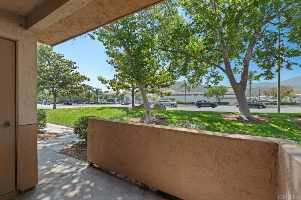 https://cdn.realtyfeed.com/cdn/127/306562409/20554c9bf657a8cfa3bf6a282d06eed2.webp