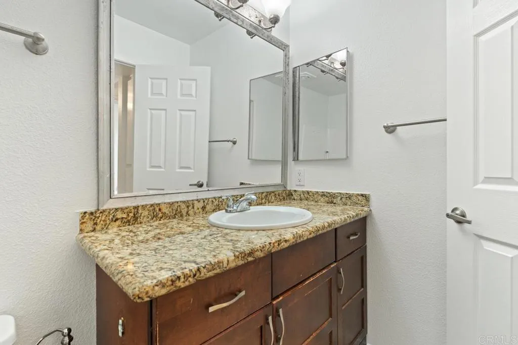 https://cdn.realtyfeed.com/cdn/127/306562409/b7a51e1d904ba60009fbb4cbf8195dee.webp