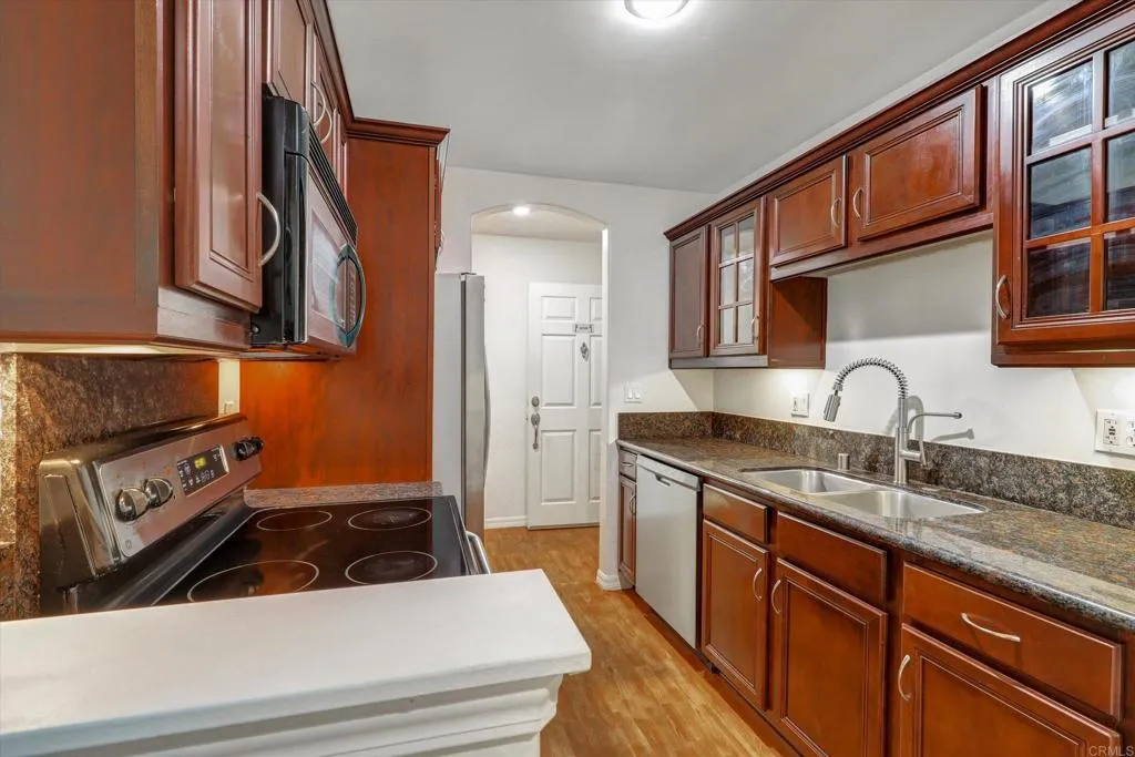 Photo #4: PTP2507694 Listing 