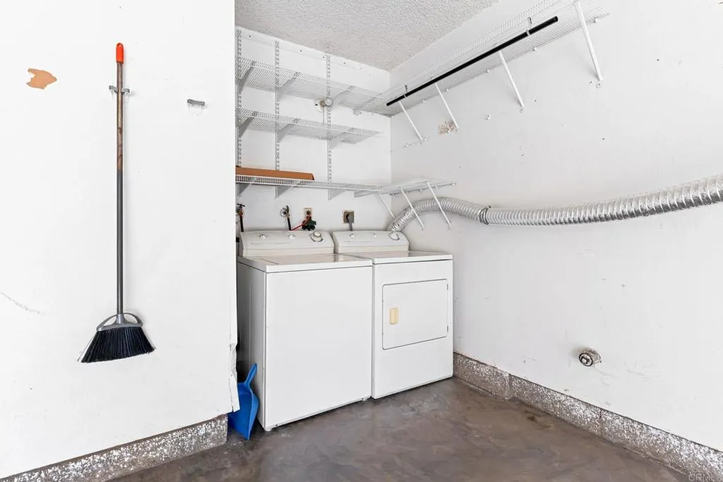 https://cdn.realtyfeed.com/cdn/127/306562449/65ceb67842094ae8d2934a00955383fa.webp