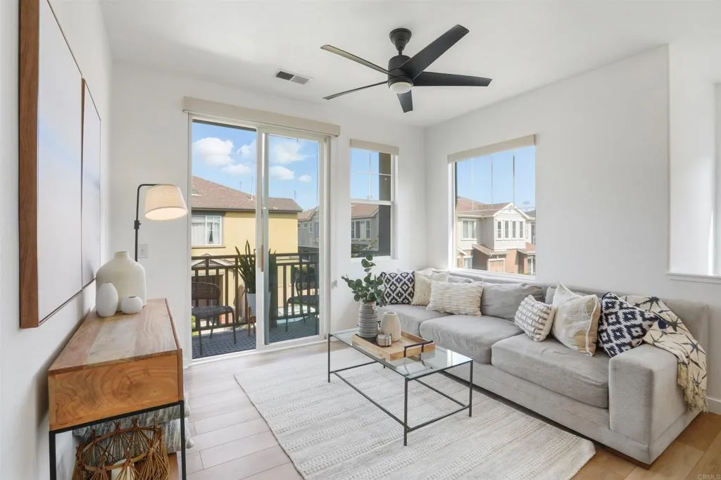 https://cdn.realtyfeed.com/cdn/127/306562456/2d7c13c115f12a590c459d390a82c062.webp