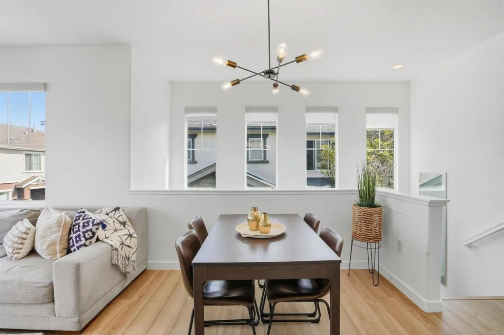Photo #5: NDP2509779 Listing 