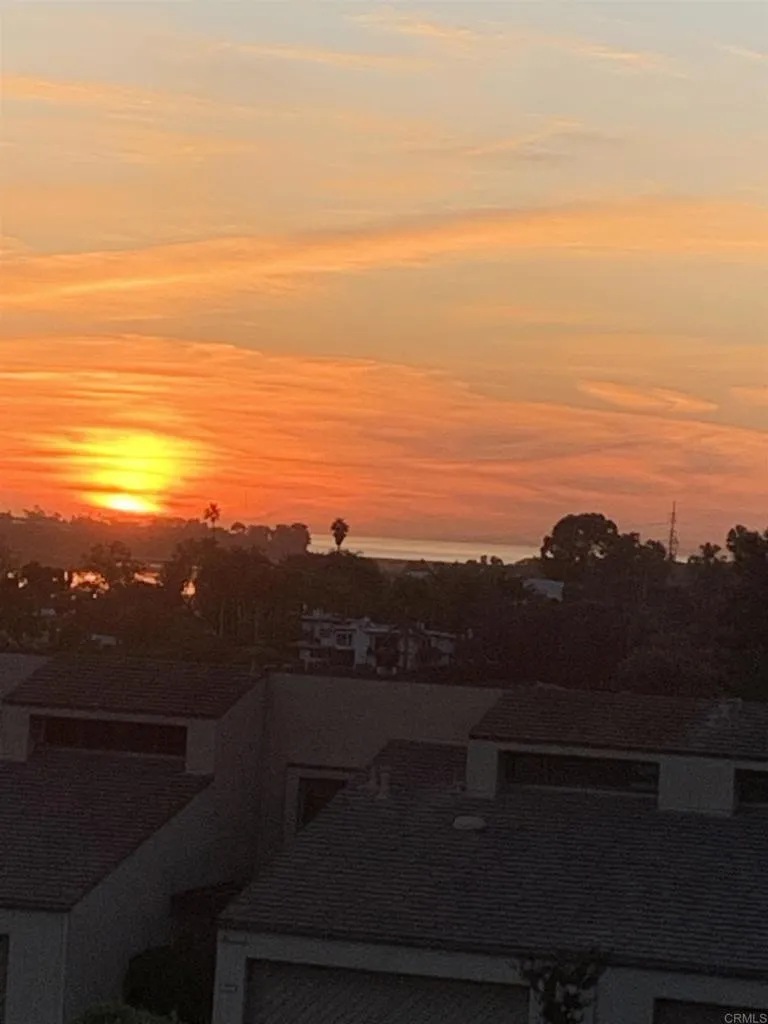 https://cdn.realtyfeed.com/cdn/127/306562460/46eeda5609646163e90bd6c68eed8971.webp