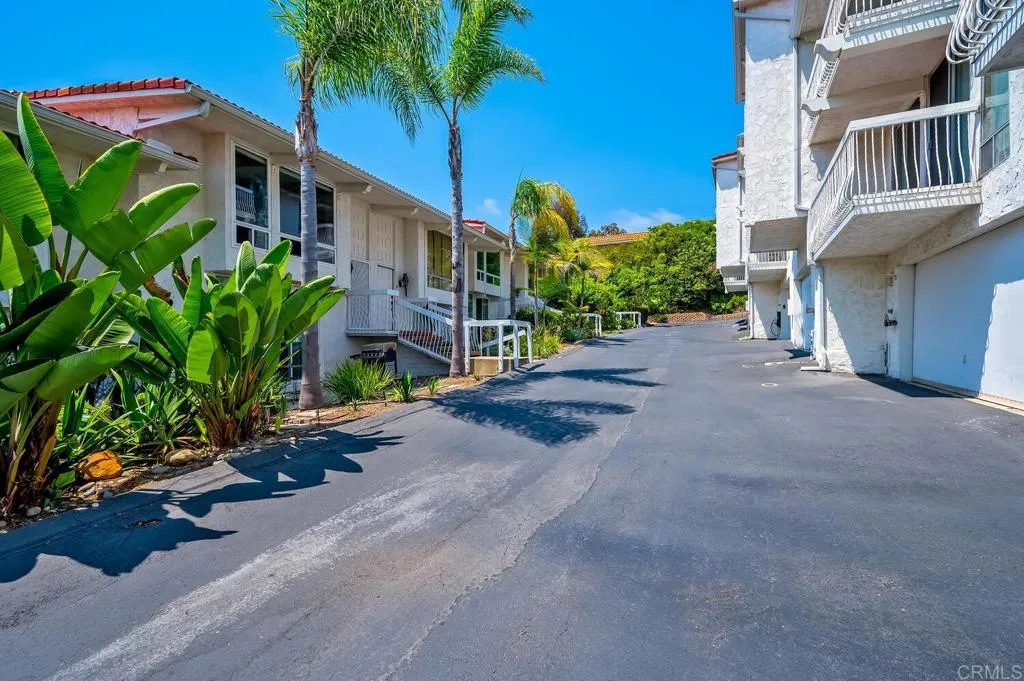 https://cdn.realtyfeed.com/cdn/127/306562460/54c0869429d070c5d2e00193e4b5457a.webp