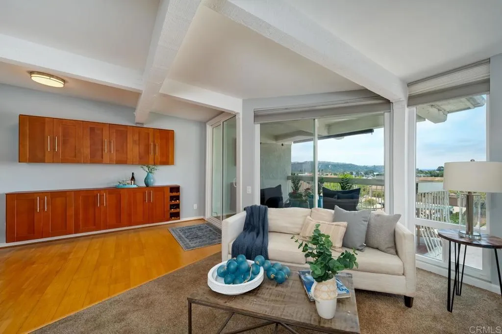 https://cdn.realtyfeed.com/cdn/127/306562460/c3ac17a6b2c40b528997d026434a6115.webp