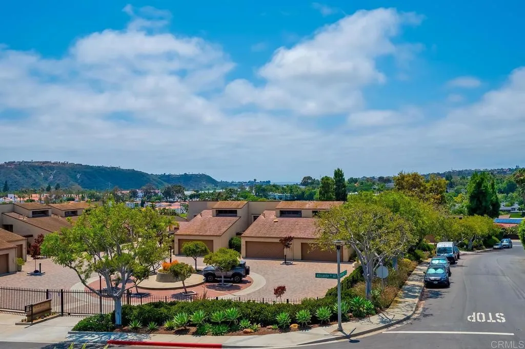 https://cdn.realtyfeed.com/cdn/127/306562460/e81716bdec372664ee8cae6a0bb0388b.webp