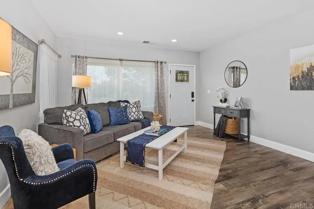 https://cdn.realtyfeed.com/cdn/127/306562474/2bf48b656d1dfa6b6cc663df3a4e5a35.webp
