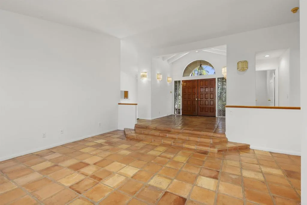 https://cdn.realtyfeed.com/cdn/127/306562509/38237075ddee21e4fd18b4f3c438f226.webp