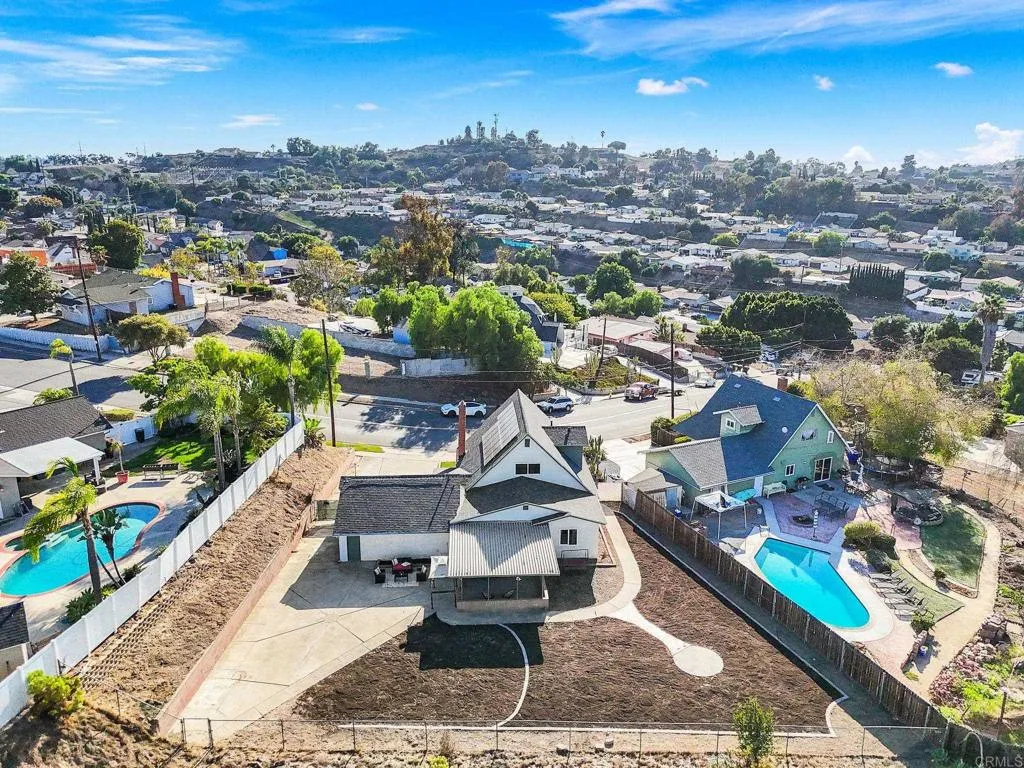 https://cdn.realtyfeed.com/cdn/127/306562512/66c9947dec9f91d7c2d86010ce71808f.webp