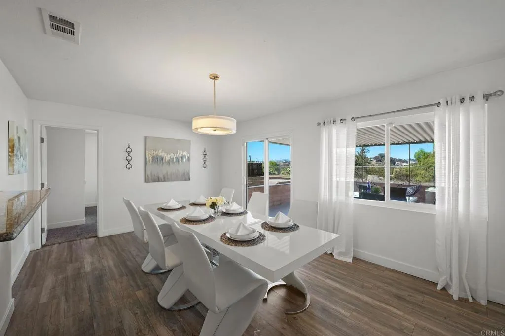 https://cdn.realtyfeed.com/cdn/127/306562512/7133e59903a418e5664f2857bcd9d222.webp