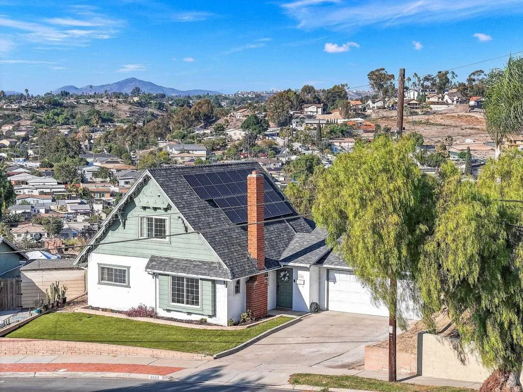 https://cdn.realtyfeed.com/cdn/127/306562512/9d50f1773c1ac5474ac98a81aadf98c1.webp