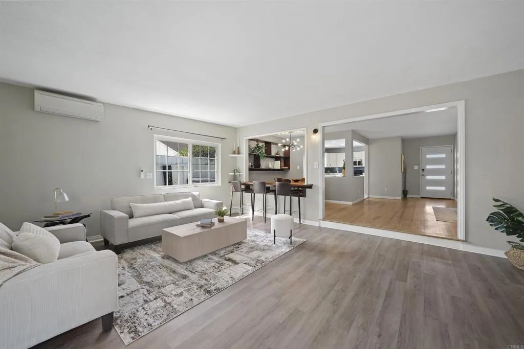 https://cdn.realtyfeed.com/cdn/127/306562570/215546987bf49b063103fa6d0d762ab1.webp