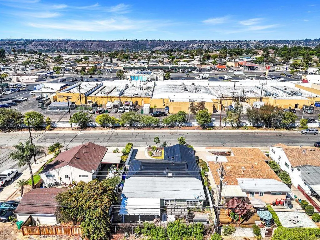 https://cdn.realtyfeed.com/cdn/127/306562570/8a18da9da852af4c13e9734f89cc836a.webp