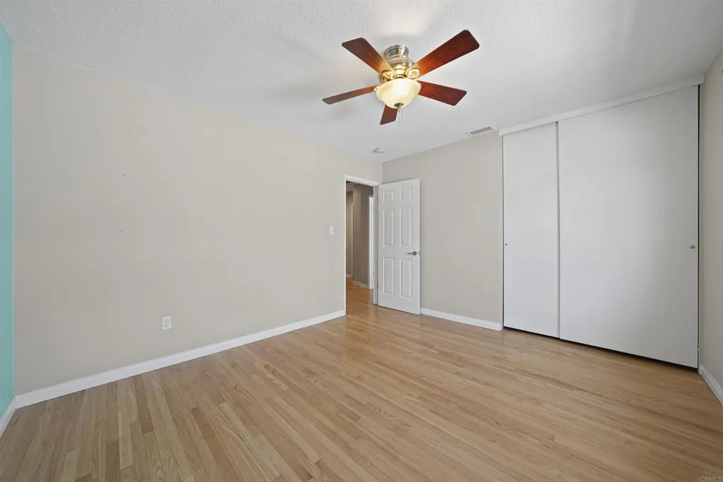 https://cdn.realtyfeed.com/cdn/127/306562570/a3ea5a6b165635c7d30975ee2522e0bc.webp