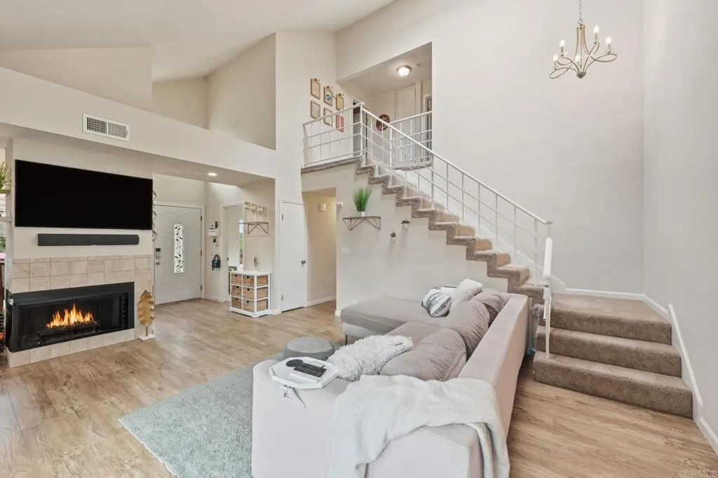 https://cdn.realtyfeed.com/cdn/127/306562578/ffb8b3f9efaa83ef8b0bf7fec4e24bfb.webp