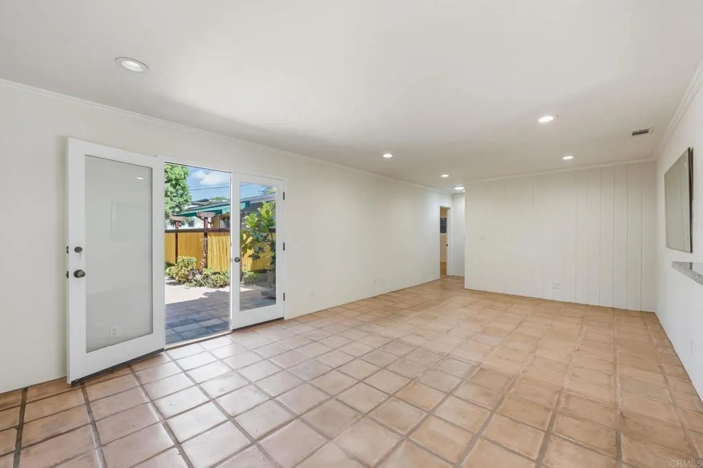 https://cdn.realtyfeed.com/cdn/127/306562585/3e021b26e25a50b74ffbebd1c9afcf0b.webp