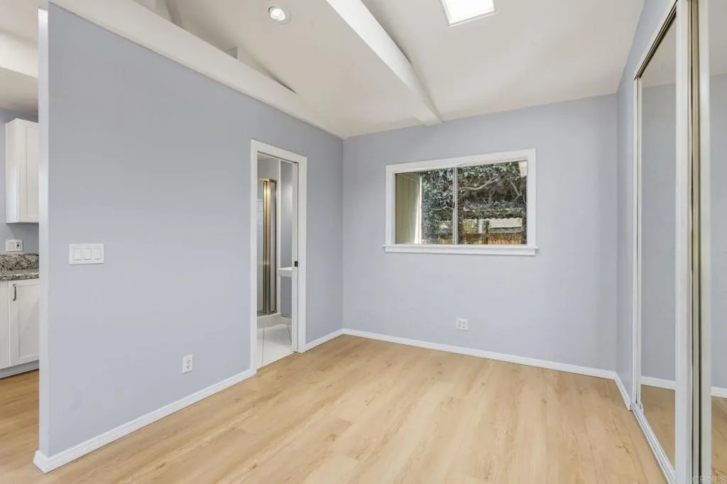 https://cdn.realtyfeed.com/cdn/127/306562585/7a0a719f3bb000cc82242f47cc93059d.webp
