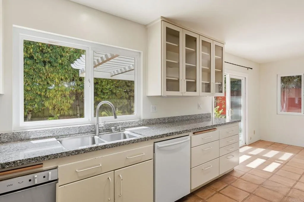 https://cdn.realtyfeed.com/cdn/127/306562585/8385acf9990c64c04bb8ec4a66b0a89a.webp
