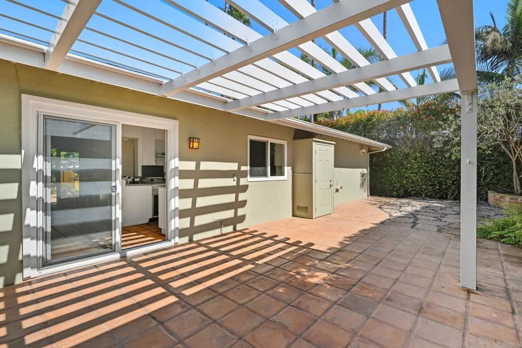 https://cdn.realtyfeed.com/cdn/127/306562585/bbb55e81a79546c11c30fbf0d50d7f93.webp