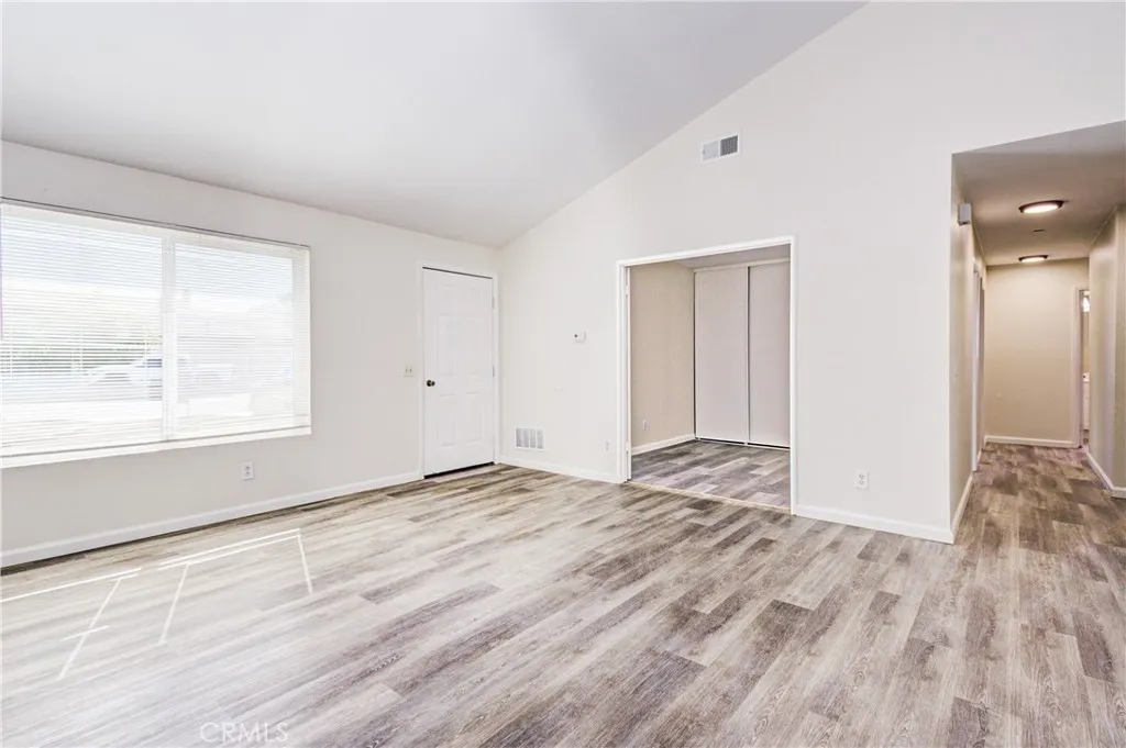 https://cdn.realtyfeed.com/cdn/127/306562586/ca66115edb03af9c93c3128f9f204526.webp