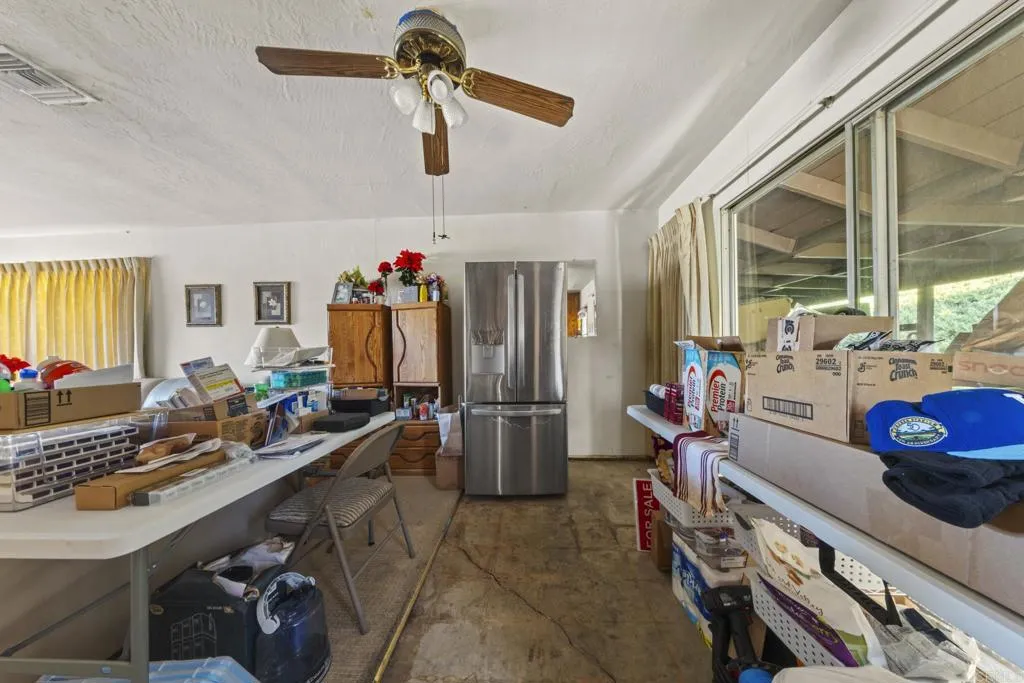 https://cdn.realtyfeed.com/cdn/127/306562588/0b7173aab1752f25bf8a4c25d2cbeb57.webp