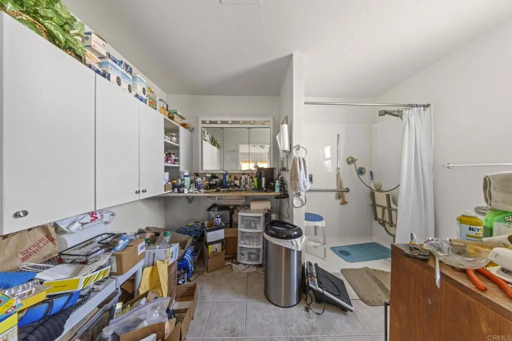 https://cdn.realtyfeed.com/cdn/127/306562588/c2ecdda803c981d3b89f3681ad77c6dd.webp