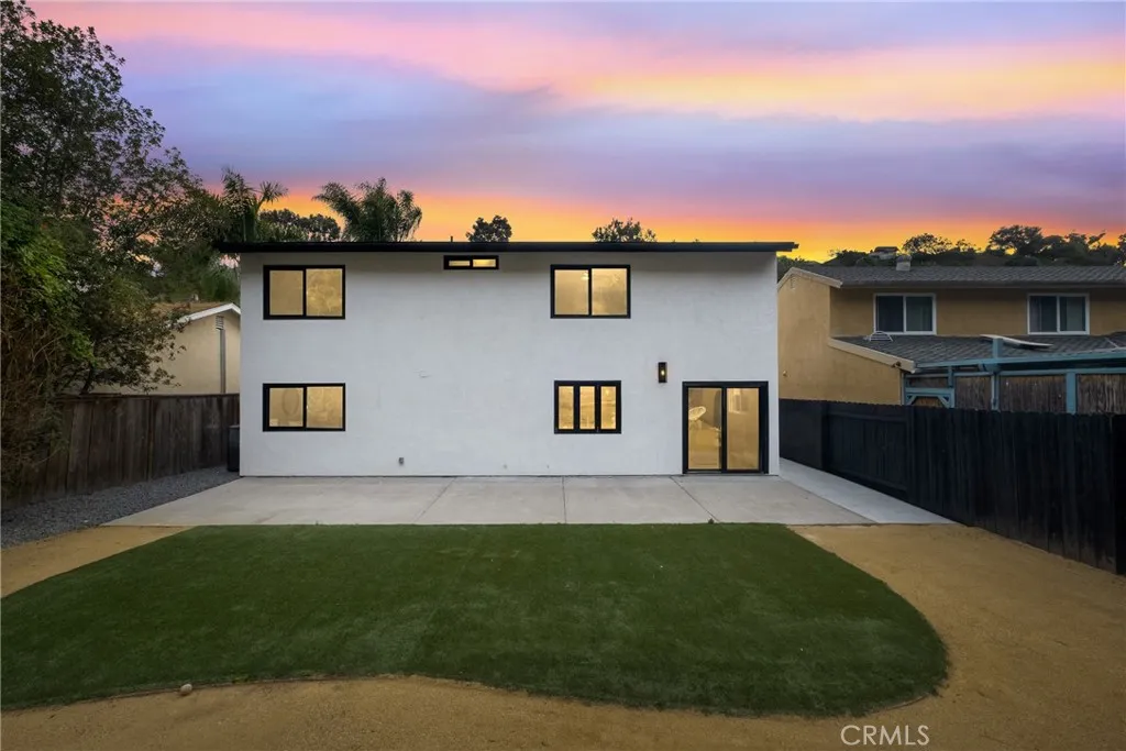 https://cdn.realtyfeed.com/cdn/127/306562608/13b17dcf8f4d2ca869eb96f11333bc3f.webp