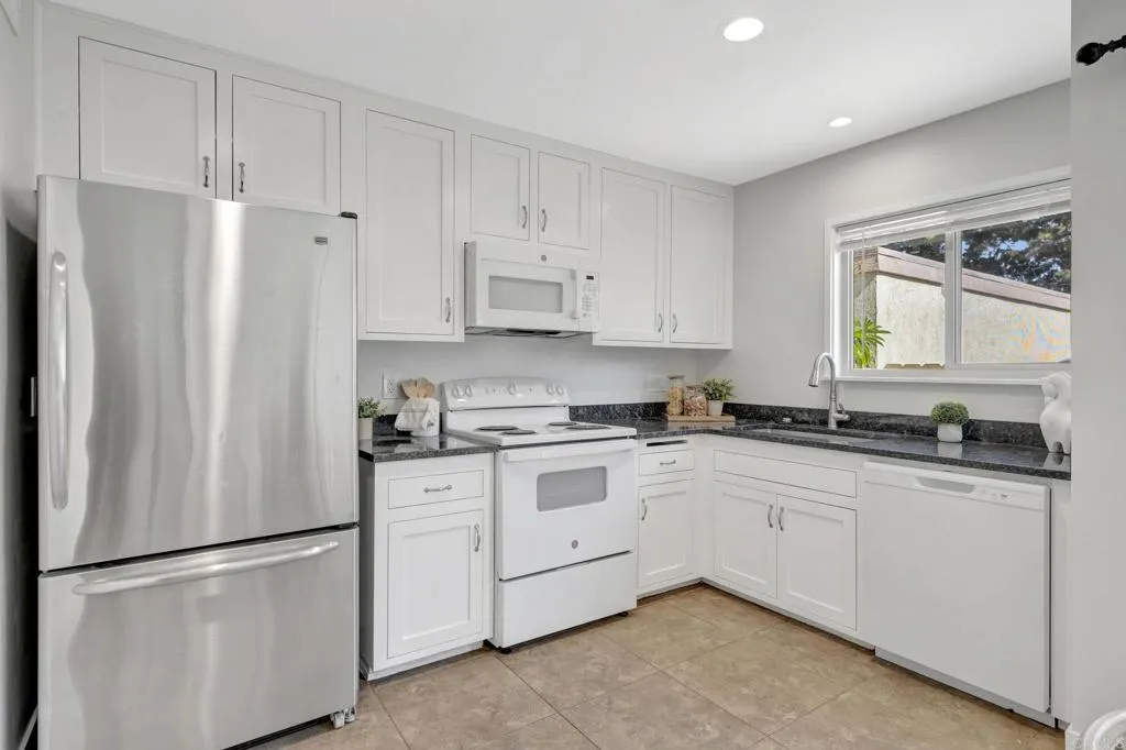 https://cdn.realtyfeed.com/cdn/127/306562615/6e61b1cefb4fc8b76933701745724160.webp