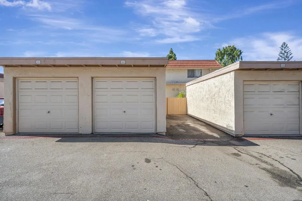 https://cdn.realtyfeed.com/cdn/127/306562615/e3b14e7472e5a3559fb0616fe42fd192.webp