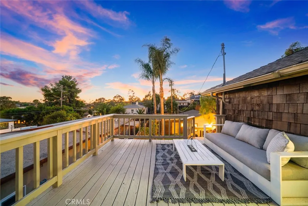 https://cdn.realtyfeed.com/cdn/127/306562631/ac265f5c8d3feb54b925017388f8ca14.webp