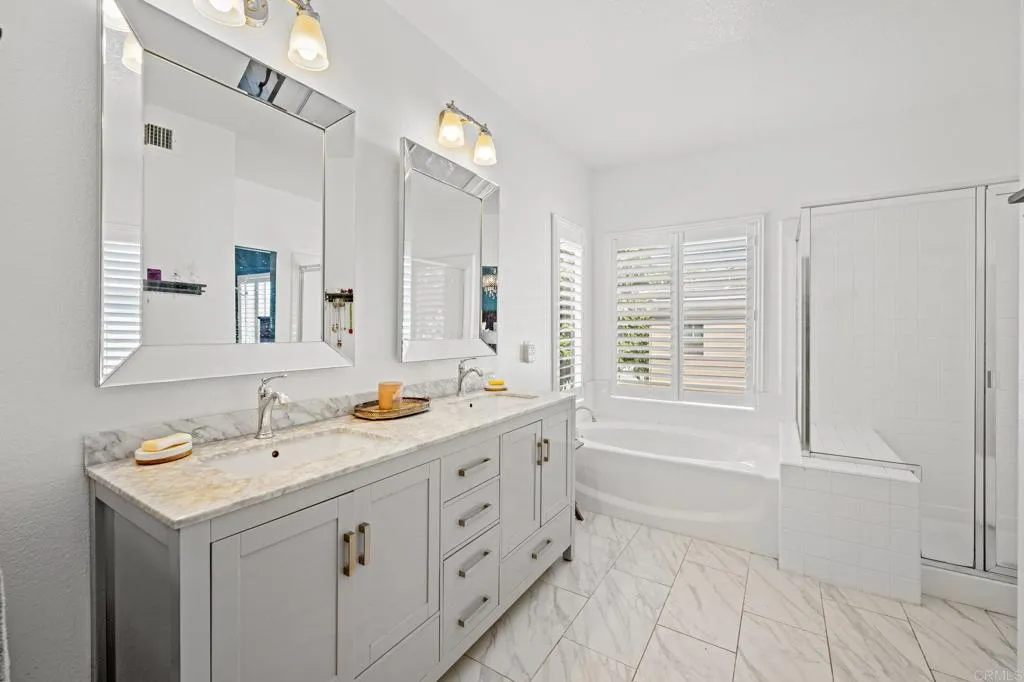 https://cdn.realtyfeed.com/cdn/127/306562638/03eeb319f67c2dd4e3e40fa1ab4a4af7.webp