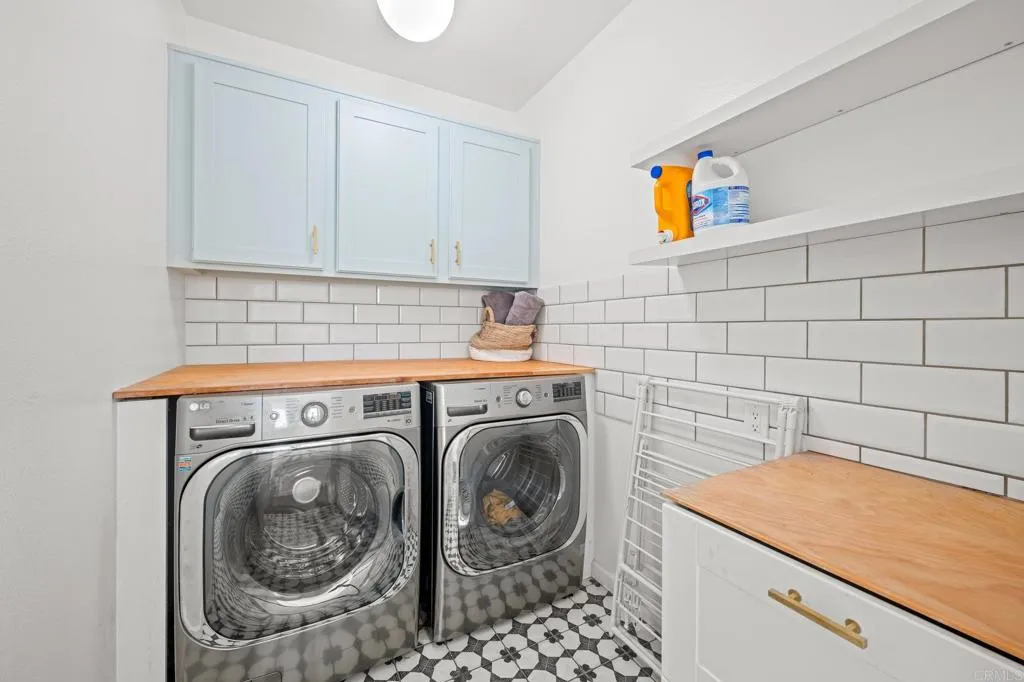 https://cdn.realtyfeed.com/cdn/127/306562638/d21a2099653fd1a221d29fe35ae95e2e.webp