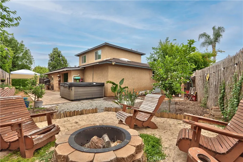 https://cdn.realtyfeed.com/cdn/127/306562671/46c6b3733eaa2cc51a7498b45121d290.webp