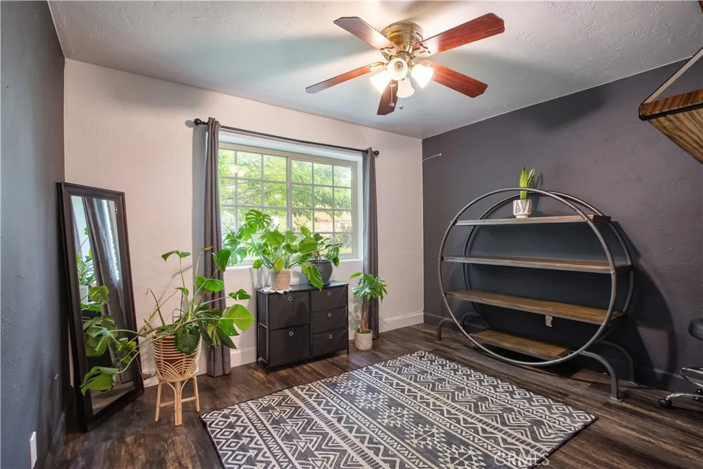 https://cdn.realtyfeed.com/cdn/127/306562671/6b6d157898894f9256567f2b489f88d7.webp