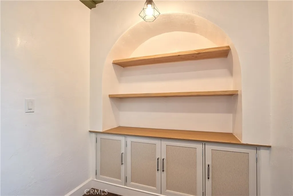 https://cdn.realtyfeed.com/cdn/127/306562671/daddb304bb5e16b68fa14103991c9f27.webp