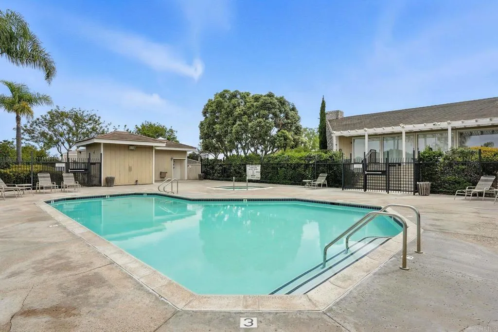 https://cdn.realtyfeed.com/cdn/127/306562694/c9da916ea347fcc90fb7e831441d6b37.webp