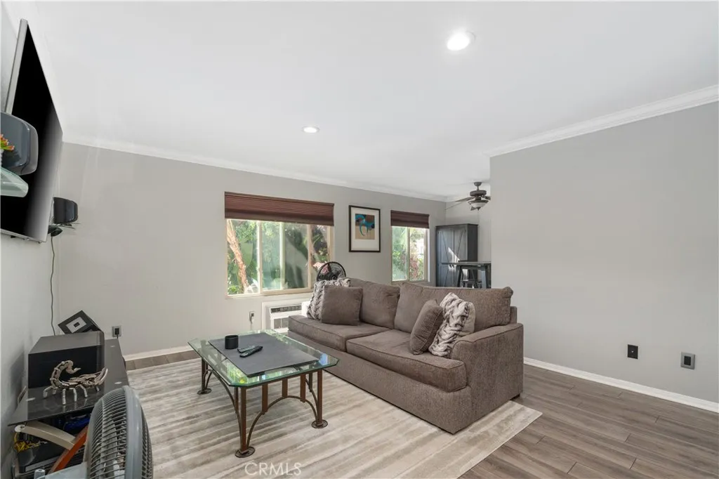 Photo #3: IG25236314 Listing 