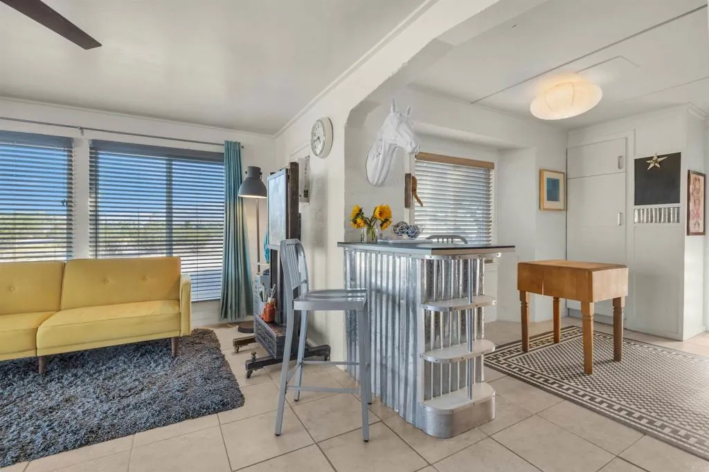 https://cdn.realtyfeed.com/cdn/127/306562778/863e31324bdb2db636b78d8d470f3345.webp