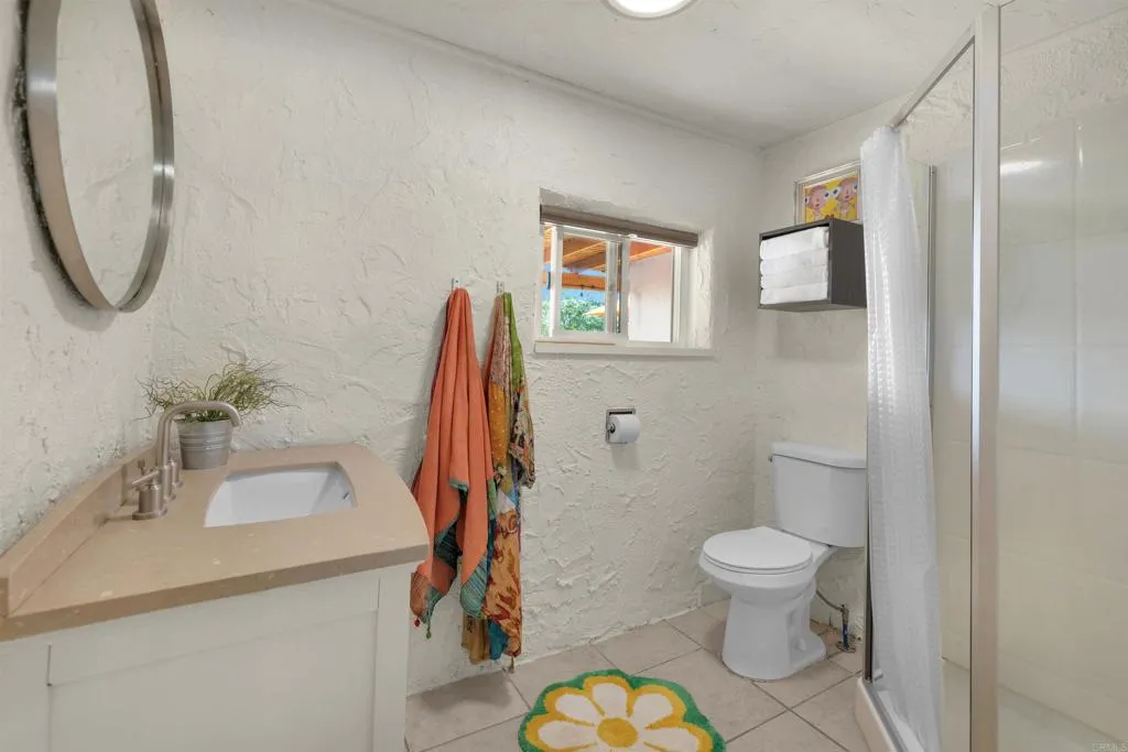 https://cdn.realtyfeed.com/cdn/127/306562778/9ee08cccb126e9c7aa1cbef666c10c56.webp
