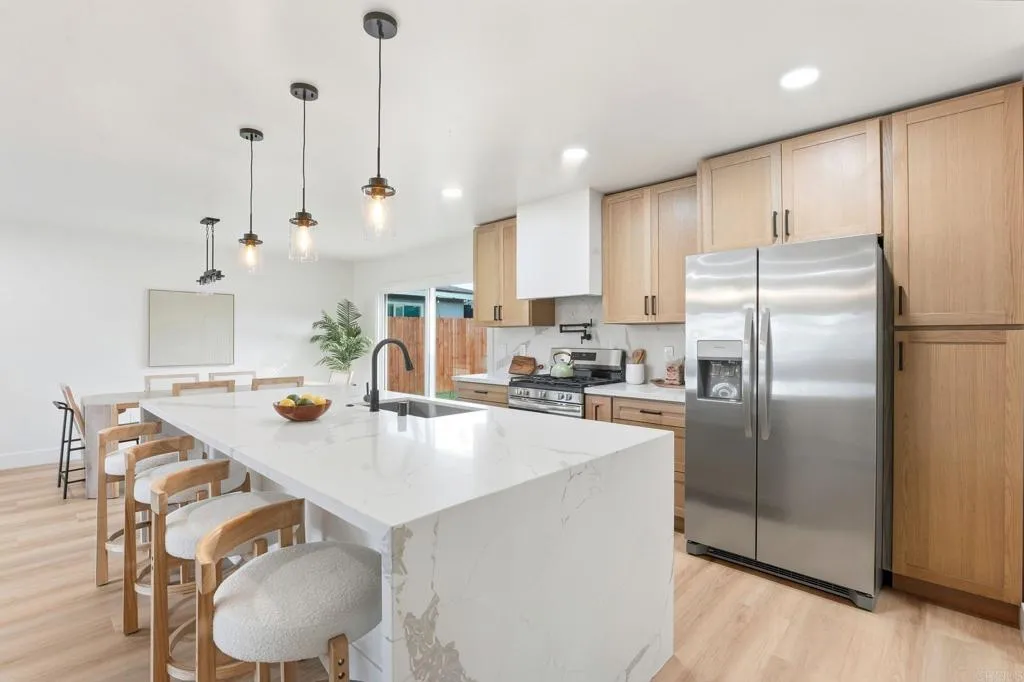 https://cdn.realtyfeed.com/cdn/127/306562790/5782a1910011bcc190521c0aa2783793.webp