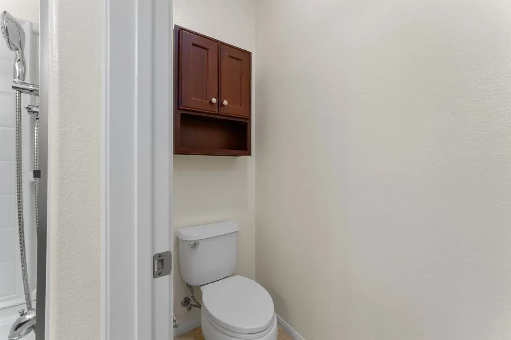 https://cdn.realtyfeed.com/cdn/127/306562801/2d511c1bb36882c439532e6218e0c742.webp