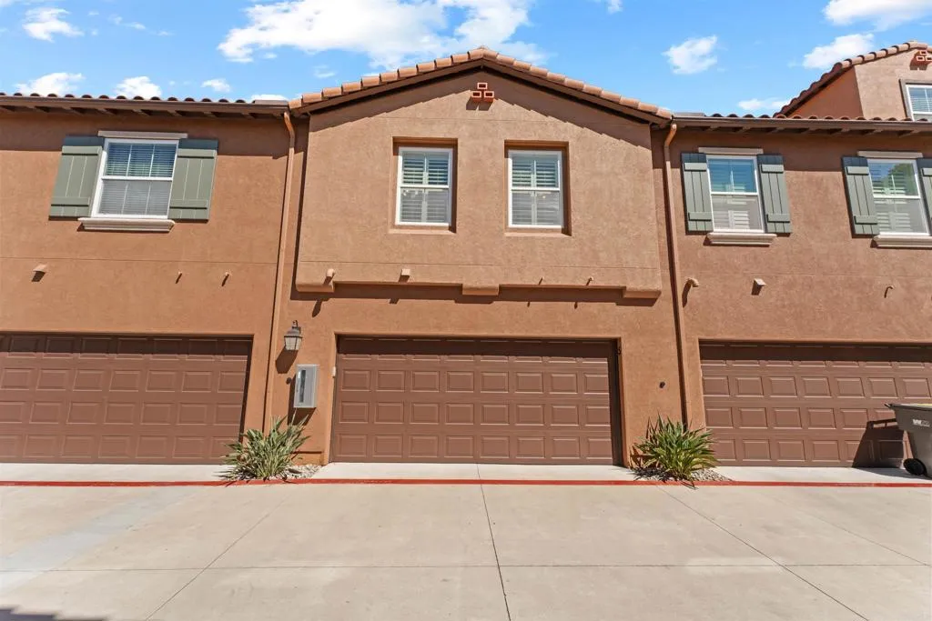 https://cdn.realtyfeed.com/cdn/127/306562801/fcba3f33168e9e2e212f7abaf2dfe1ad.webp