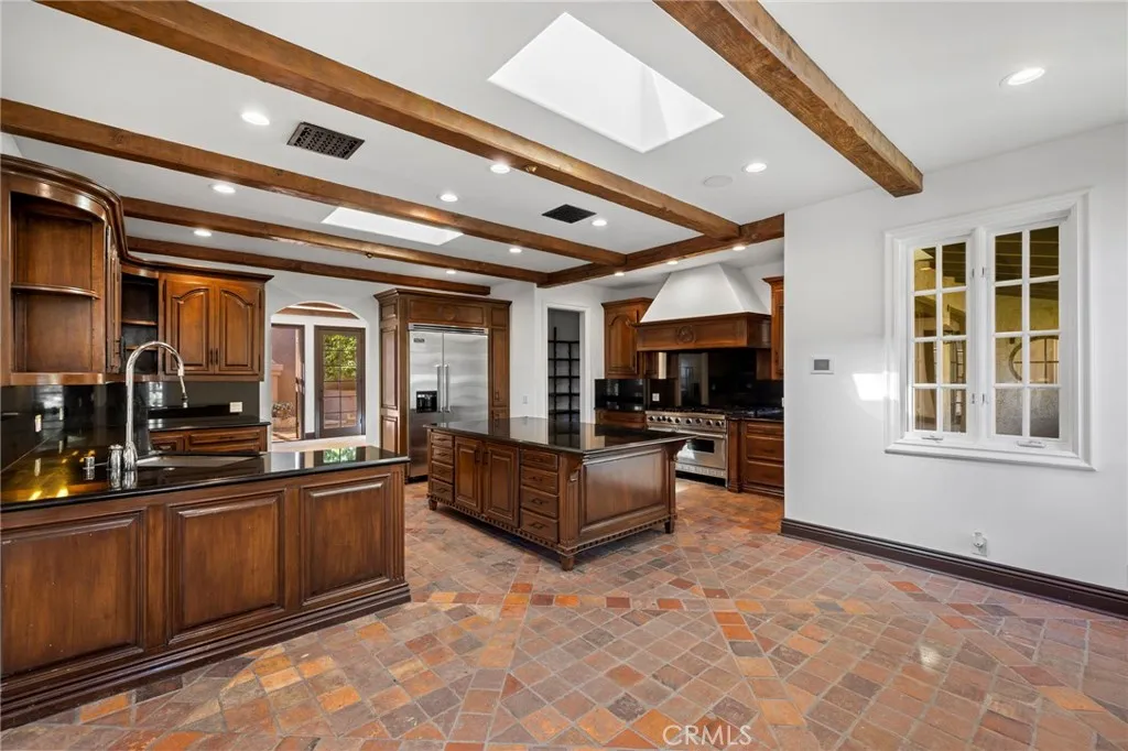 Beverly Hills, CA 90210