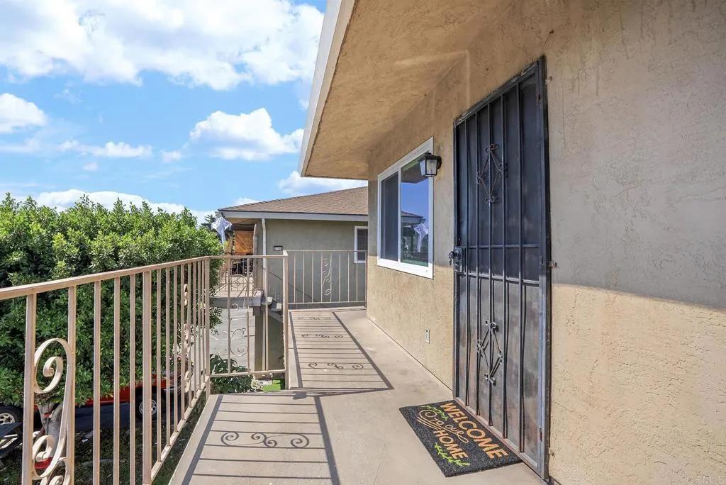 https://cdn.realtyfeed.com/cdn/127/306562851/4707774b3608b8aaaf67019860d180cc.webp