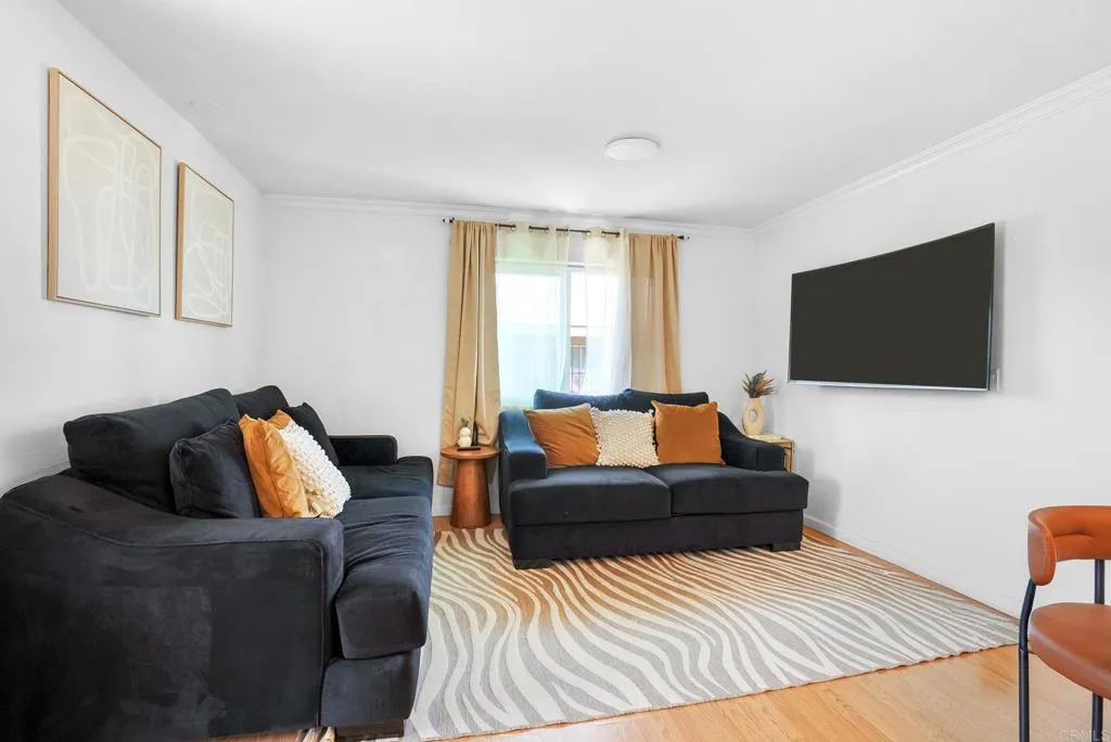 Photo #2: PTP2507711 Listing 